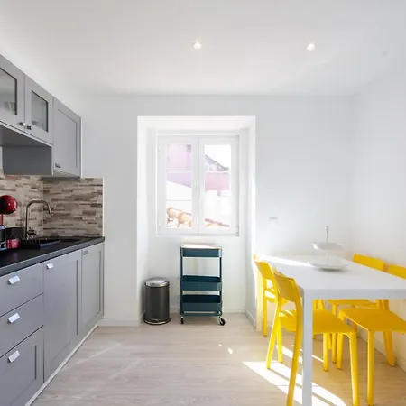 Flh Ajuda Modern Лісабон